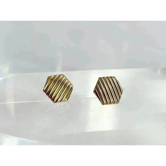 Dainty Tiny Gold Toned Hexagon Shaped Striped Textured Mini Stud Earrings - Picture 5 of 7